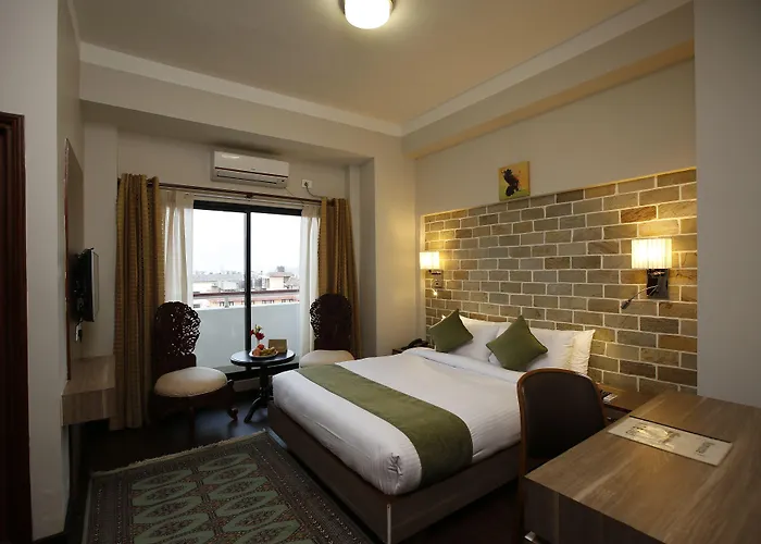 Arts Hotel 4*