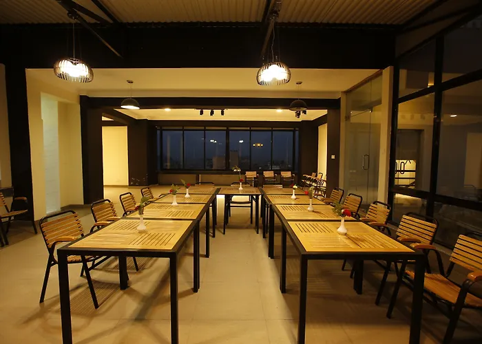 Hotel Arts 4*